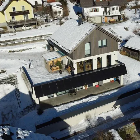 Ferienwohnung Siri Zentrum Mit Garten Sankt Michael im Lungau Exterior photo